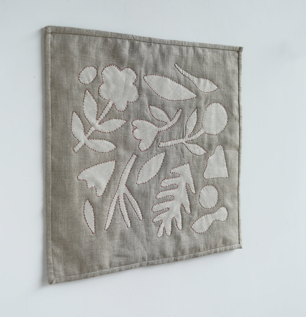 WALL ART - floral applique