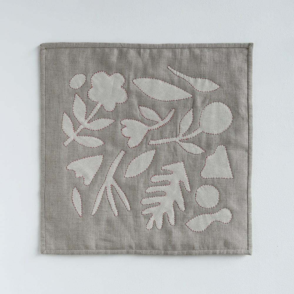 WALL ART - floral applique