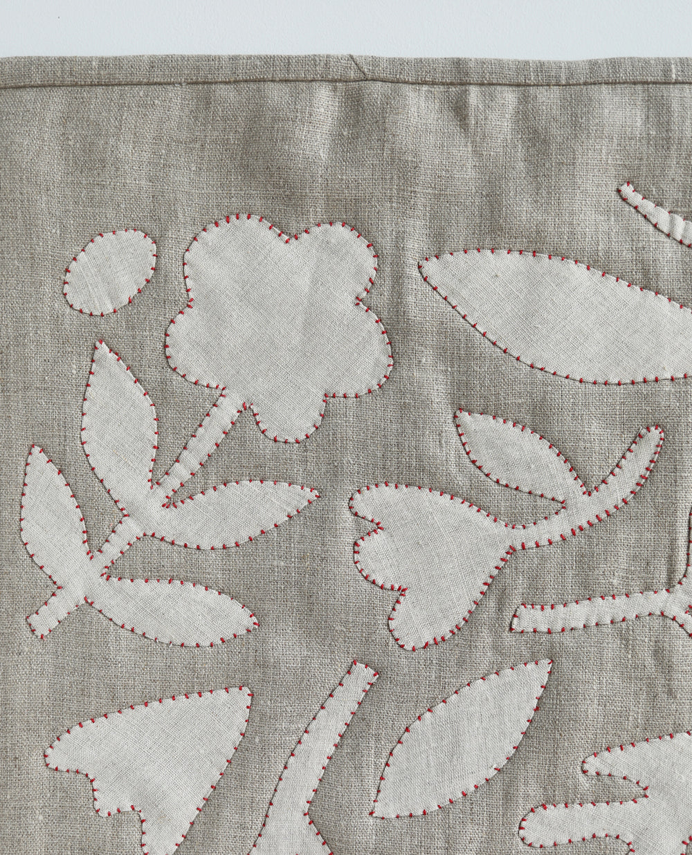 WALL ART - floral applique