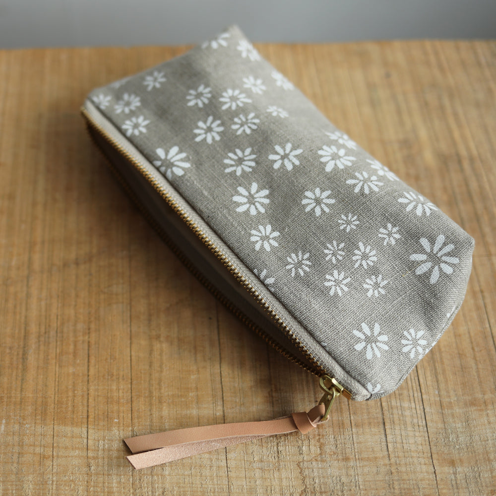 OBLONG POUCH - flora