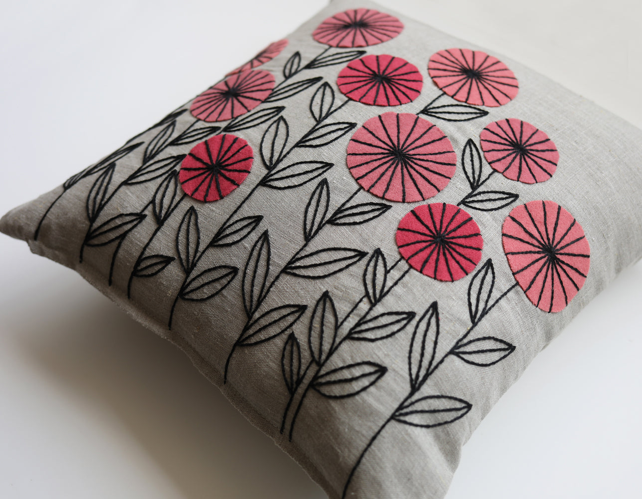 POPPY PILLOW