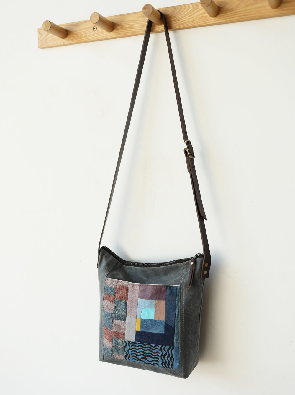 WOVEN PATCHWORK BAG