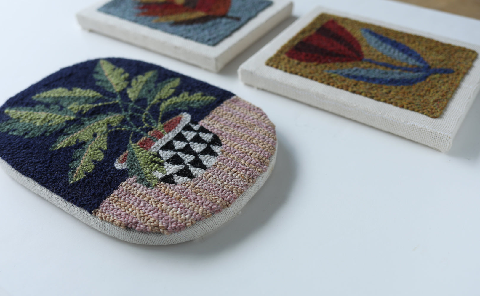 VARIETY SQUARE - PUNCH NEEDLE