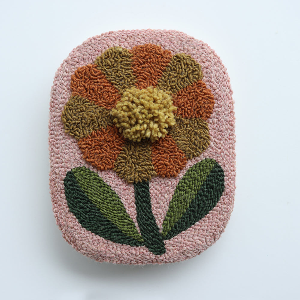 rust flower shape - PUNCH NEEDLE
