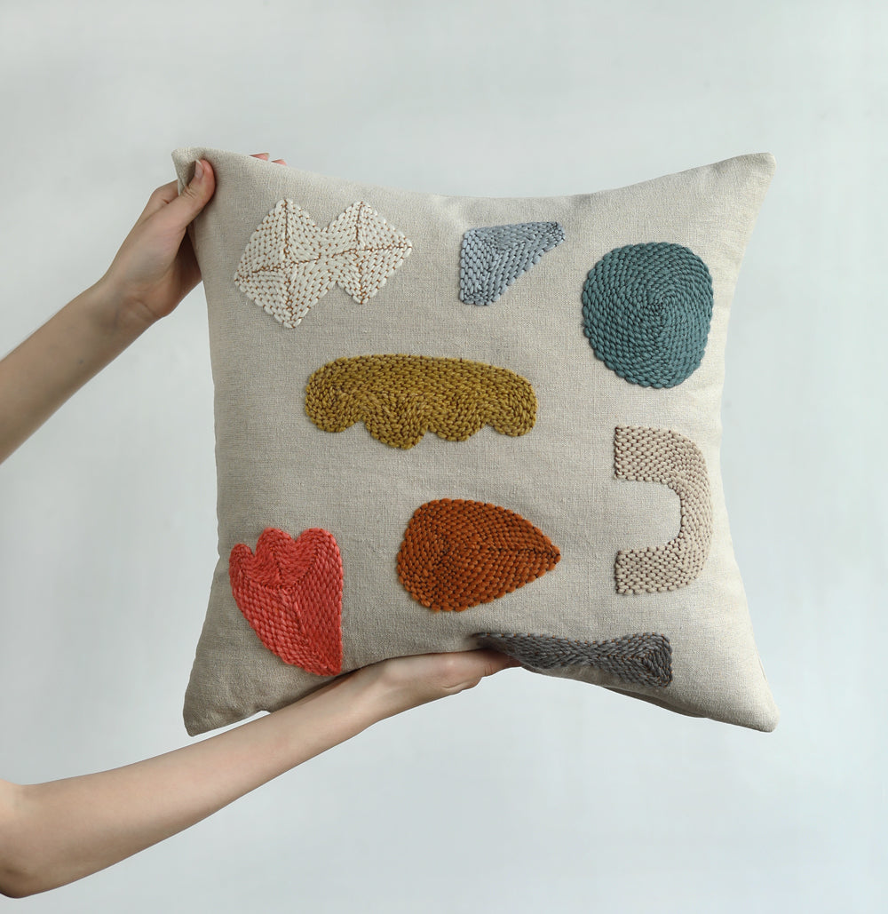 PILLOW - shapes couching