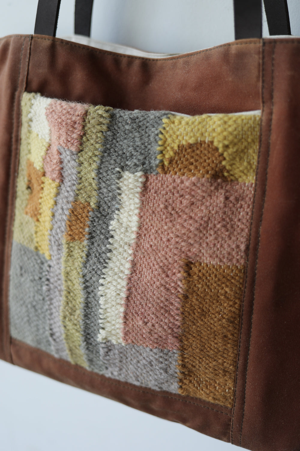 TOTE - woven pocket