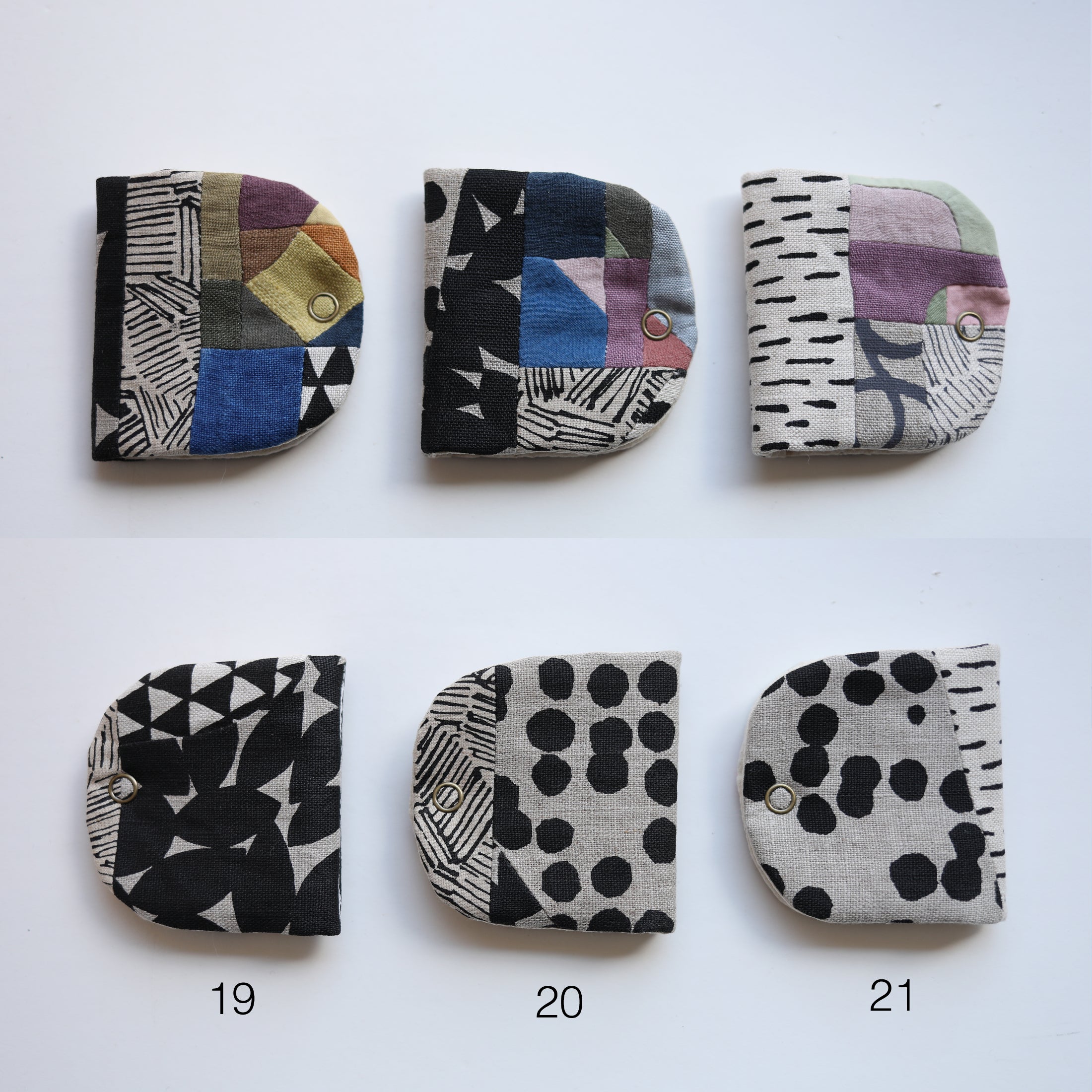 CURVE patchwork needle book