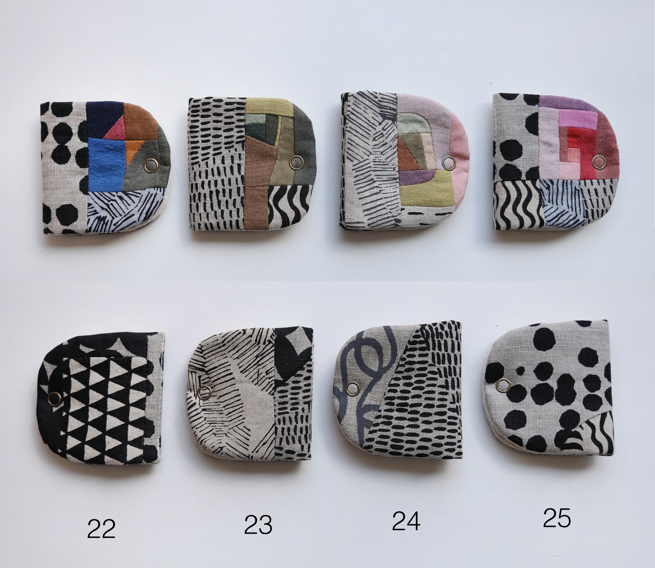 CURVE patchwork needle book