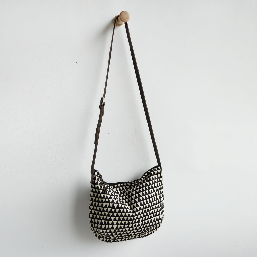 DAY BAG - triangle