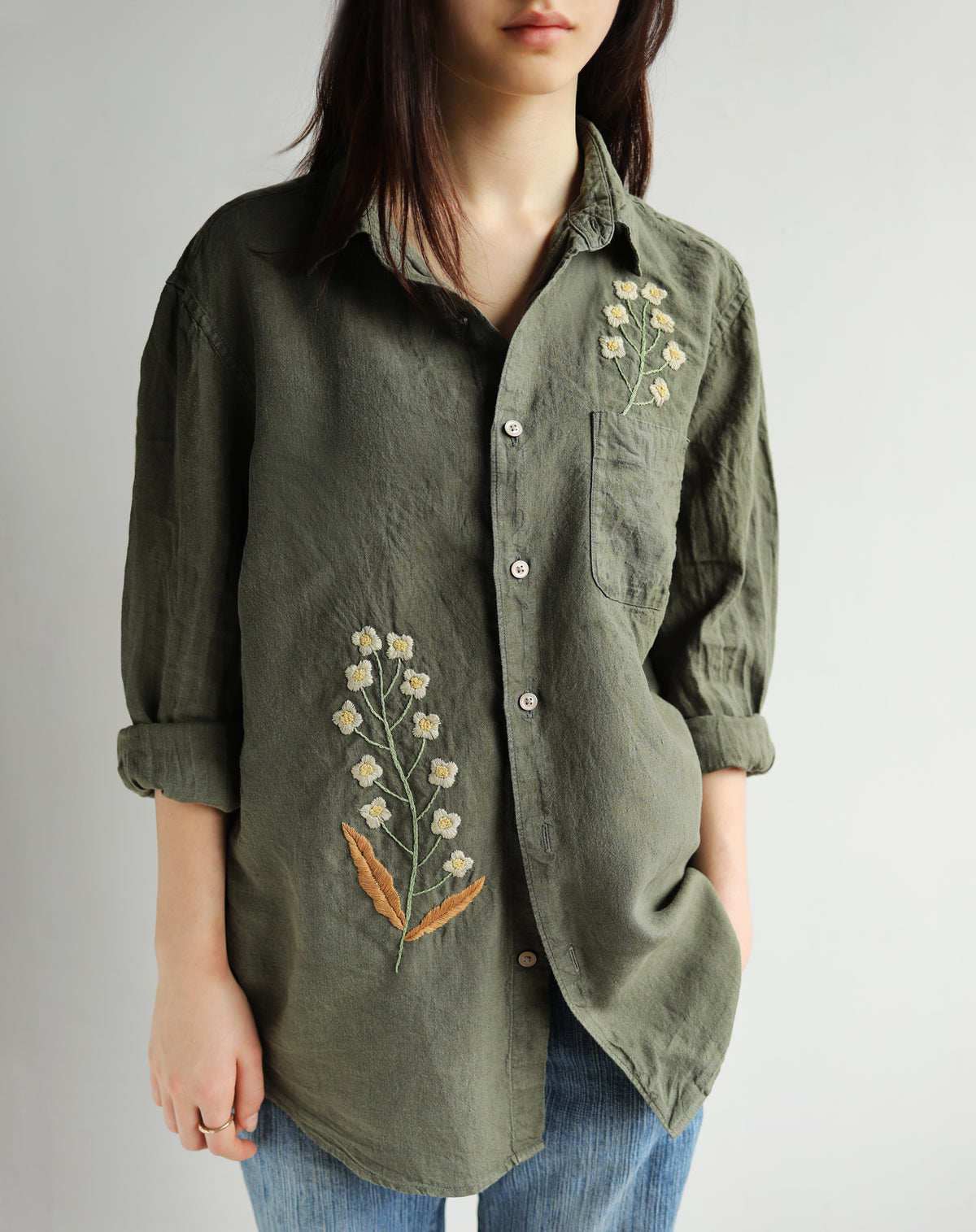 BOTANICAL EMBROIDERY - linen shirt