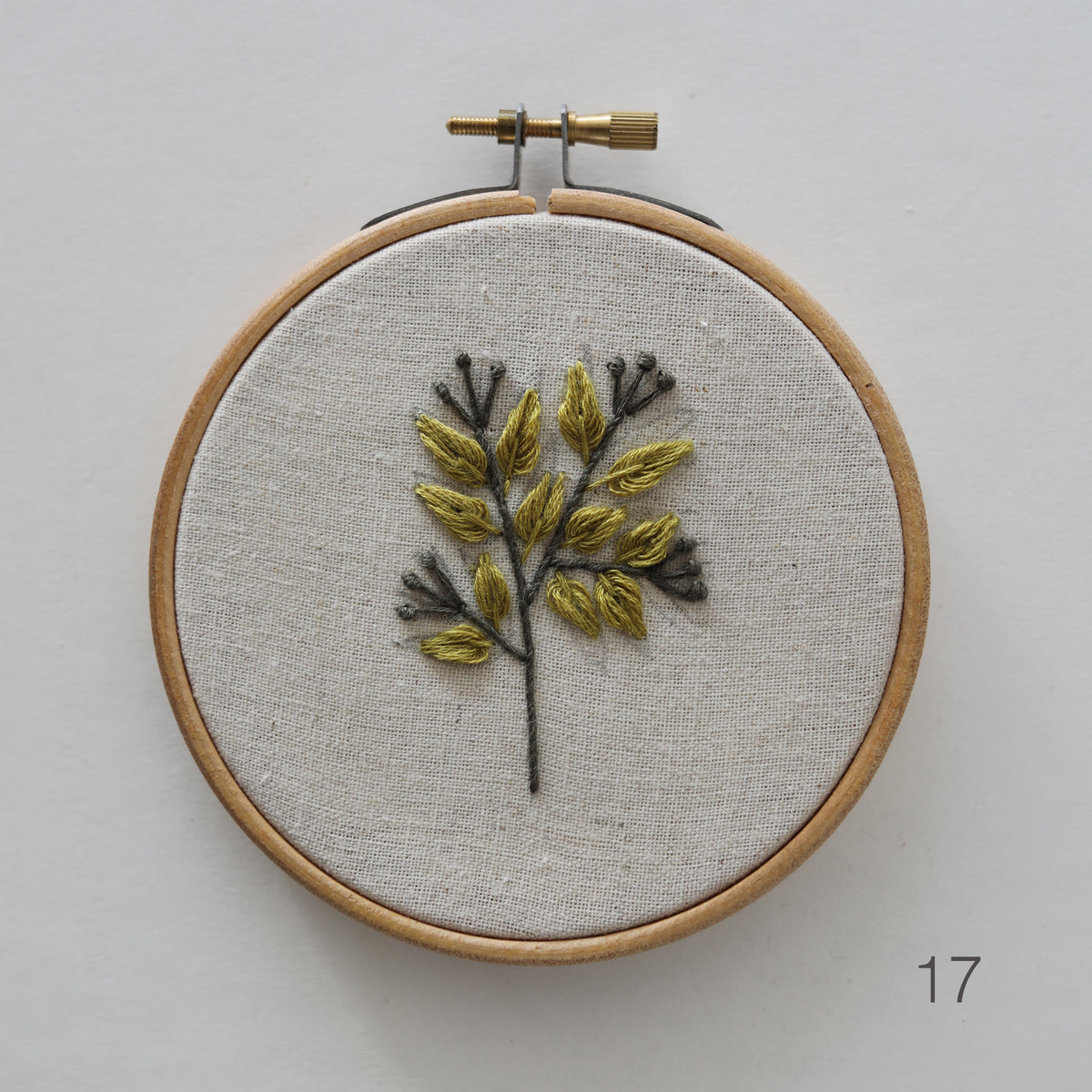 BOTANICAL EMBROIDERY - mini flora hoops