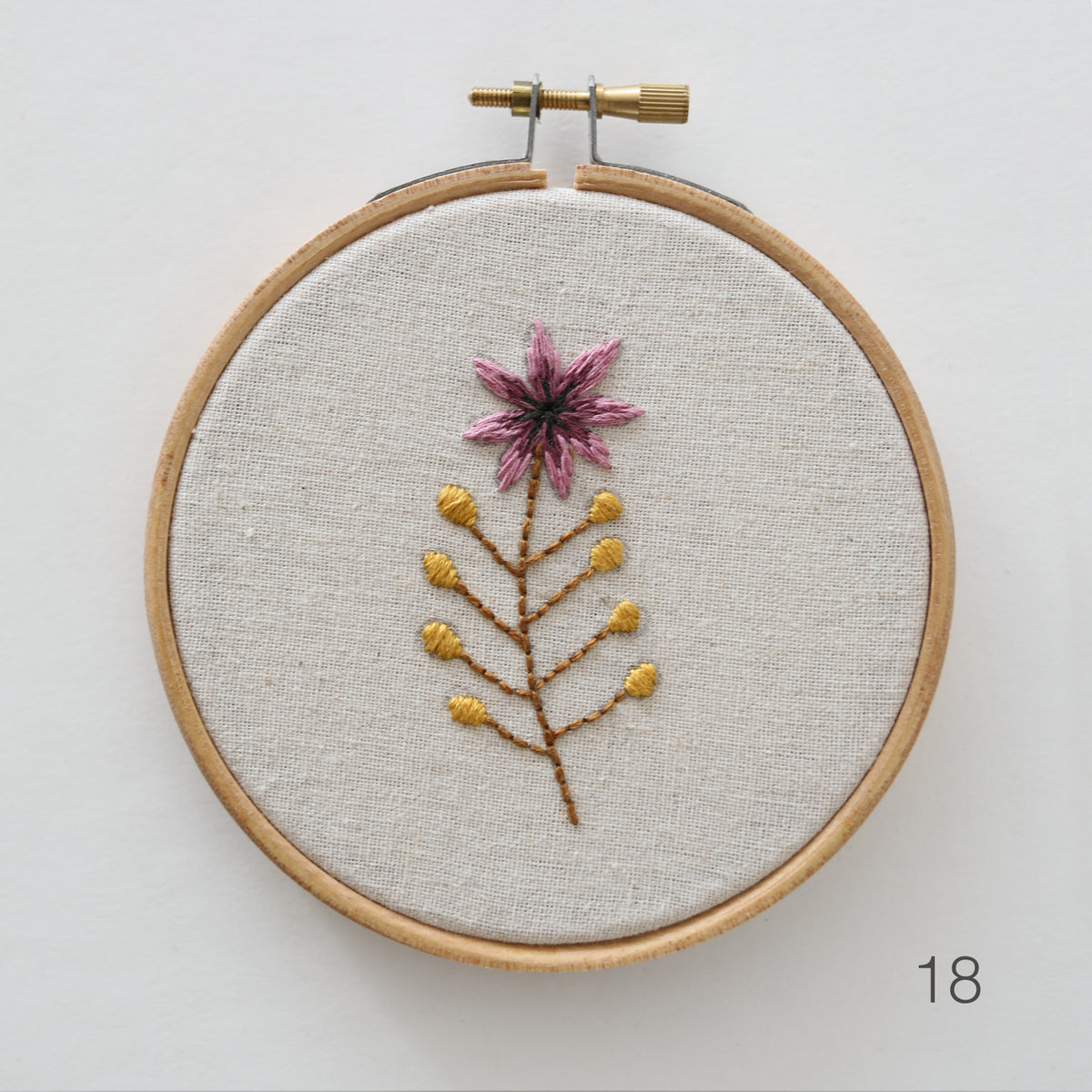 BOTANICAL EMBROIDERY - mini flora hoops