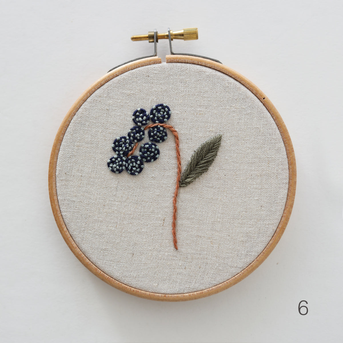 BOTANICAL EMBROIDERY - mini flora hoops