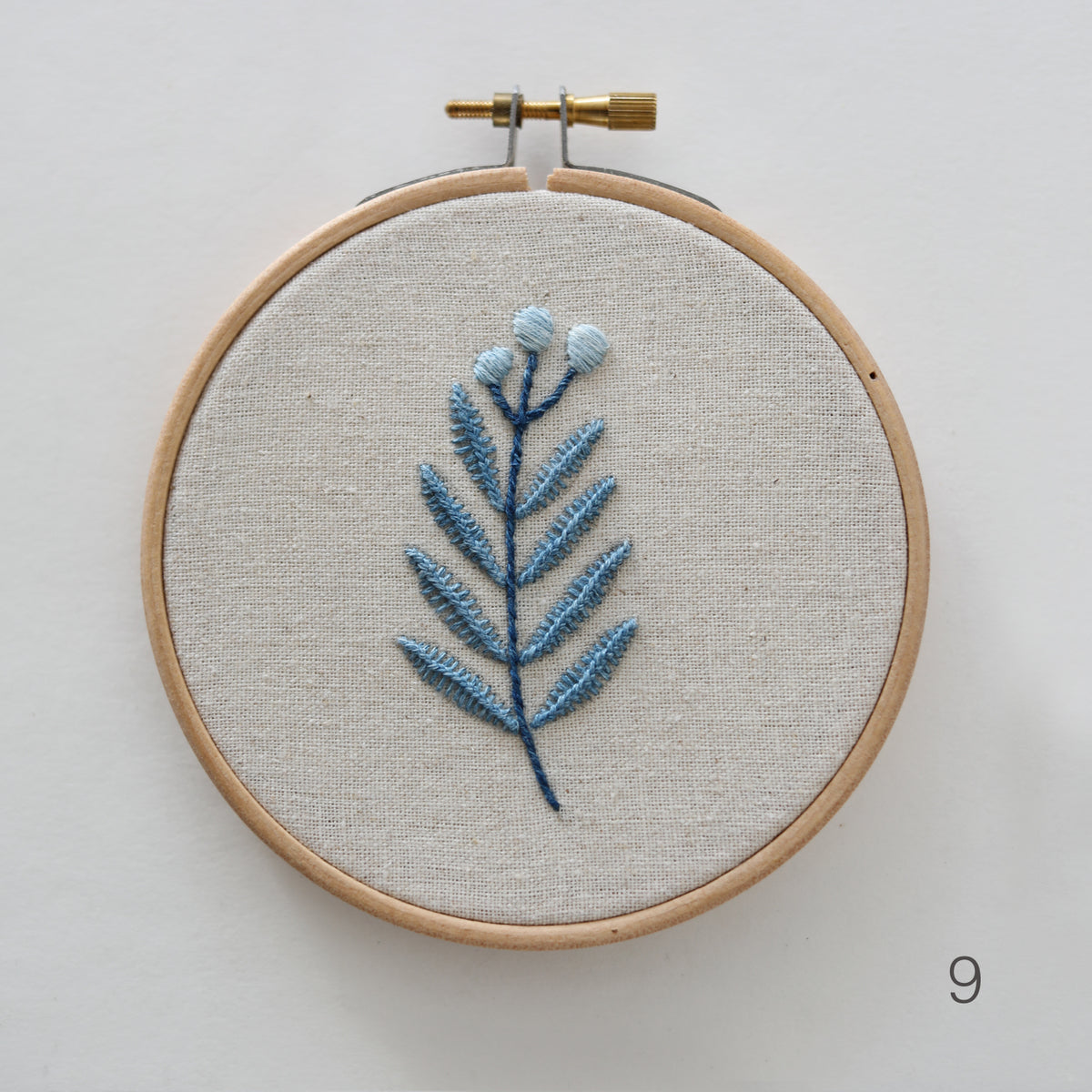BOTANICAL EMBROIDERY - mini flora hoops