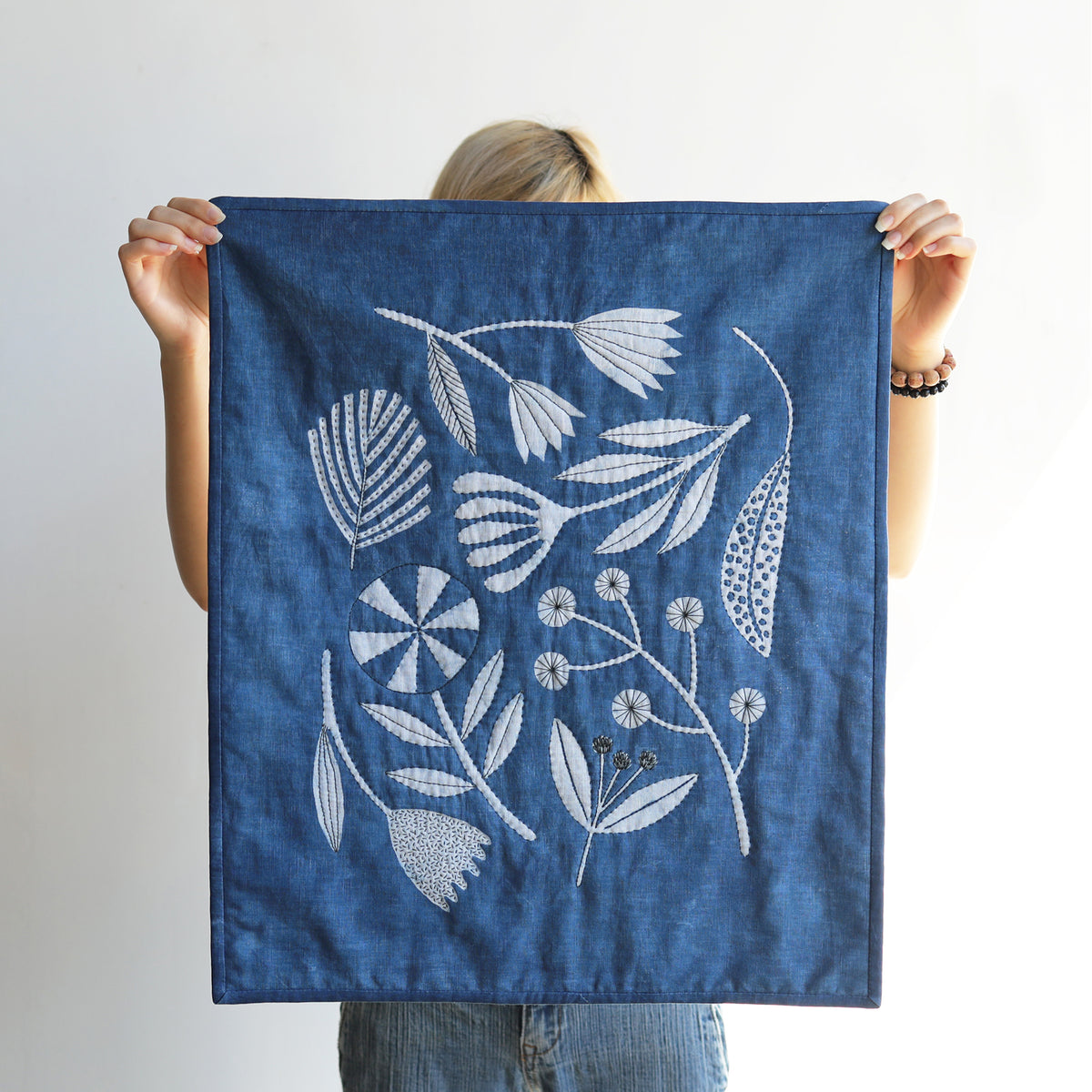 WHOLE CLOTH QUILT - indigo flora no.5
