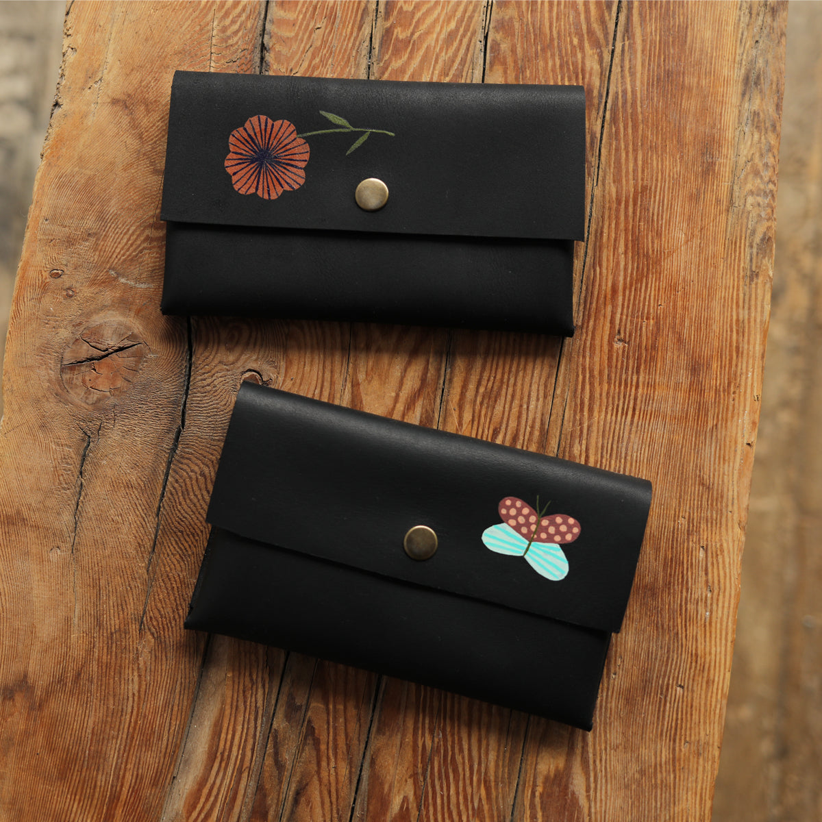 SM LEATHER accordion pouch hold for Mary