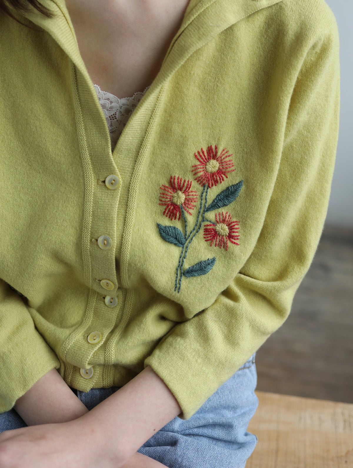 SWEATER - flower yellow