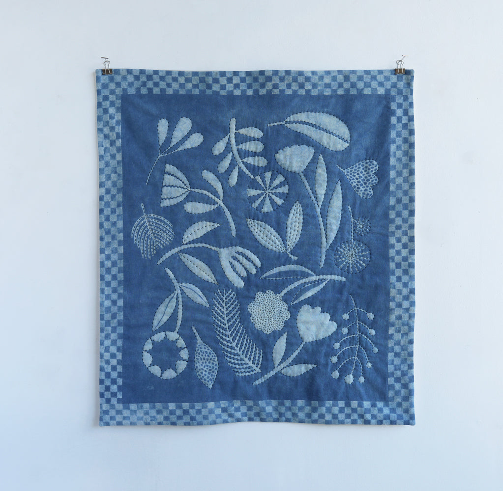 WHOLE CLOTH QUILT - indigo flora