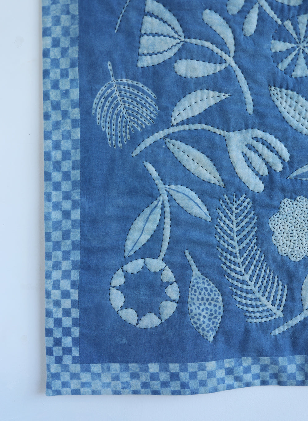 WHOLE CLOTH QUILT - indigo flora