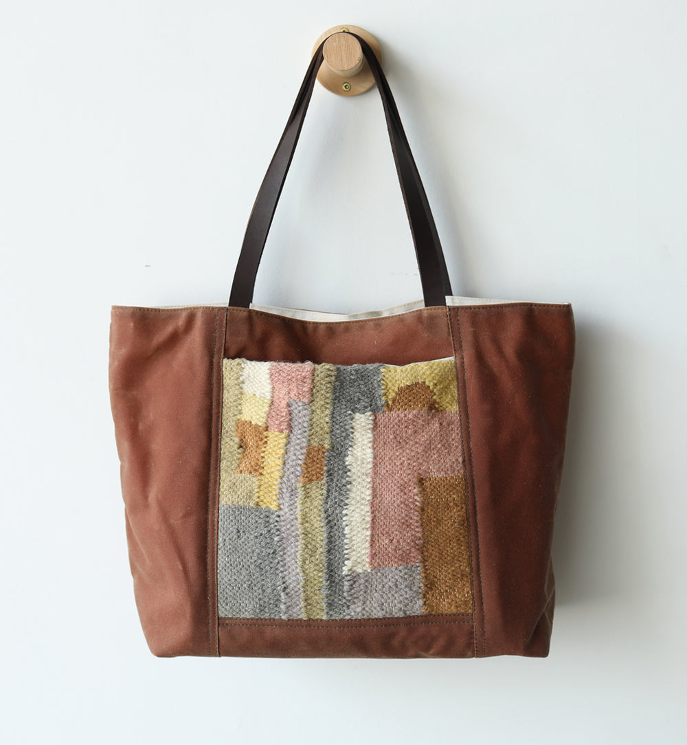 TOTE - woven pocket